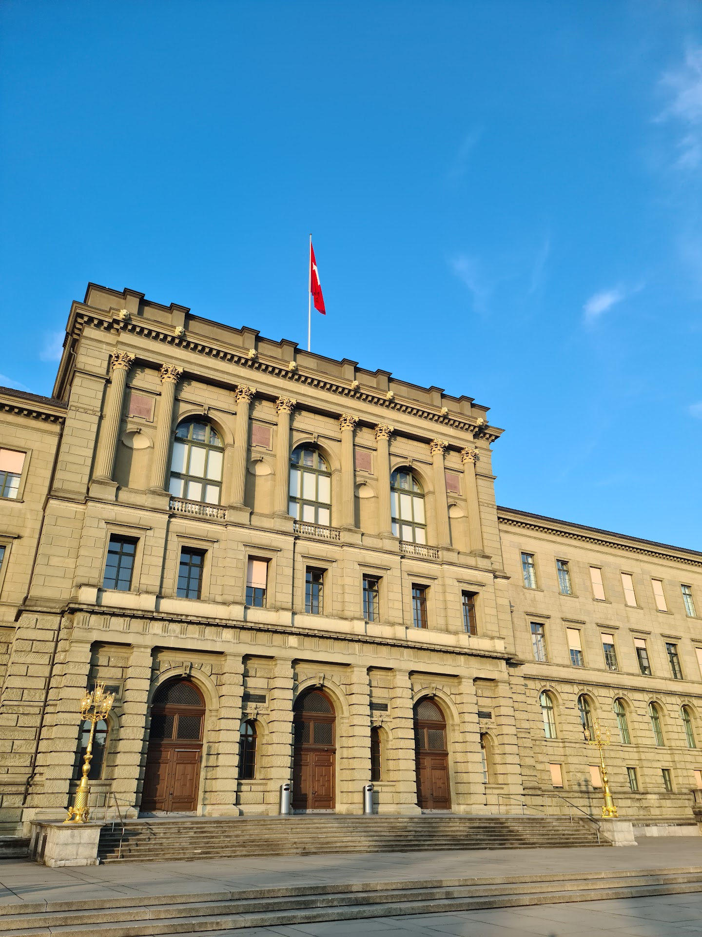 ETH Zürich - Swiss Federal Institute of Technology