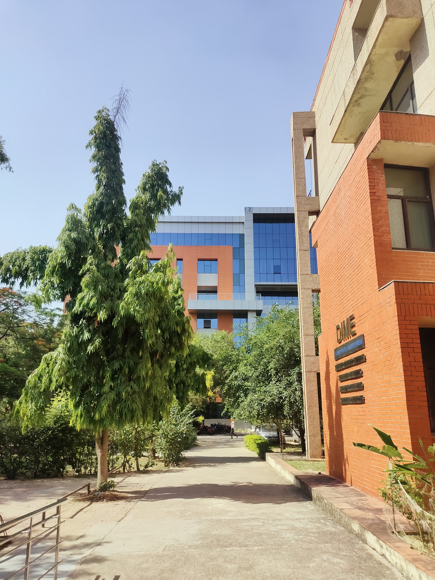 Indian Institute of Technology Kanpur (IITK)