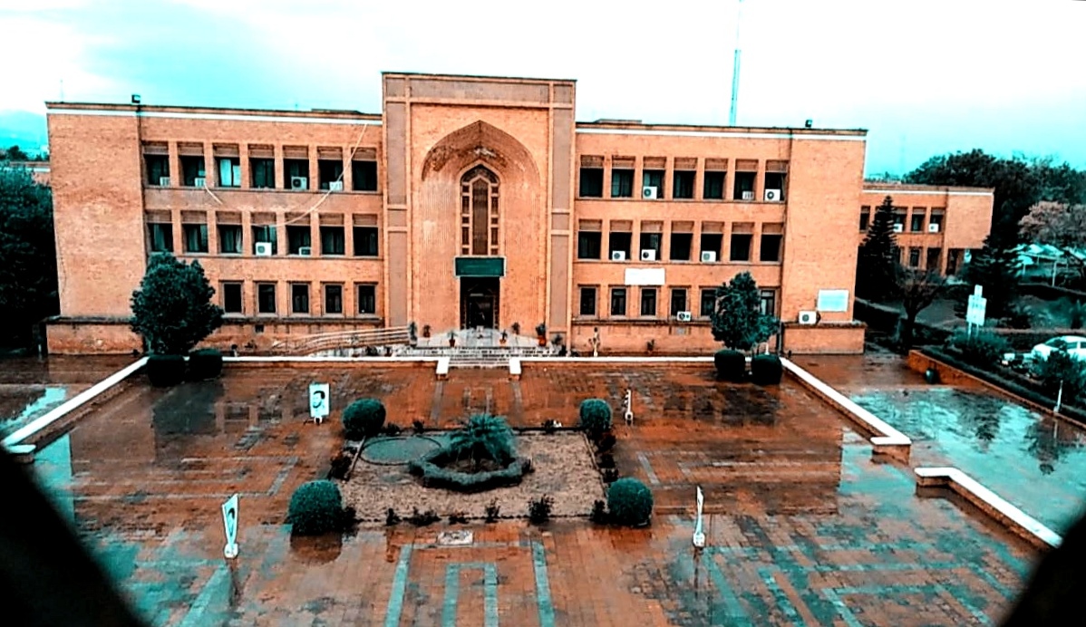 International Islamic University Islamabad (IIU)