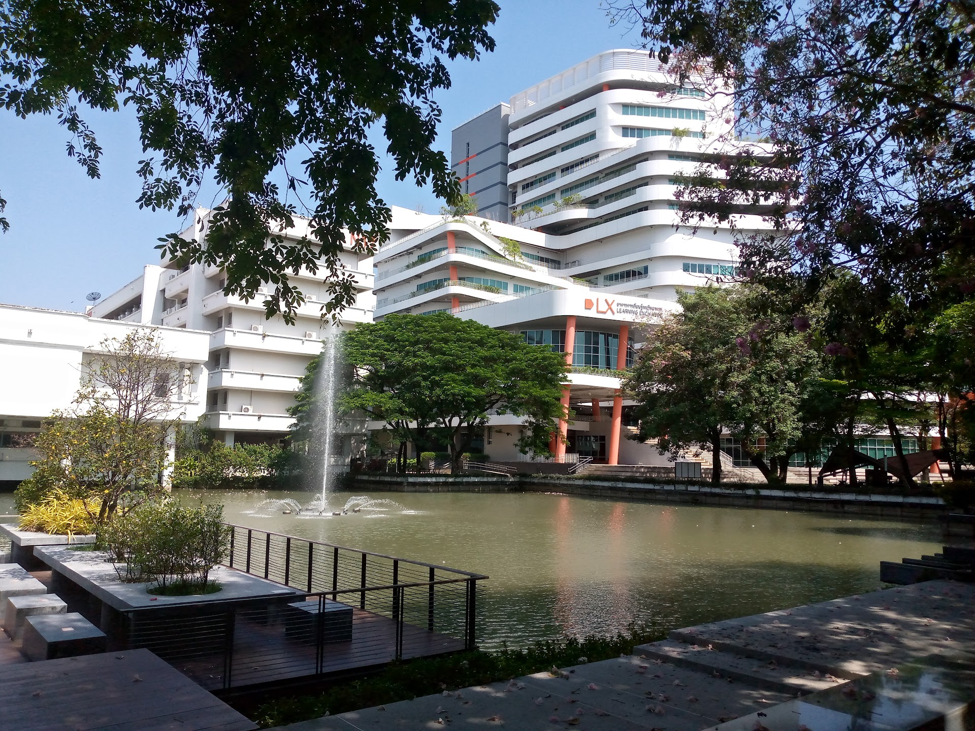 King Mongkut's University of Technology Thonburi