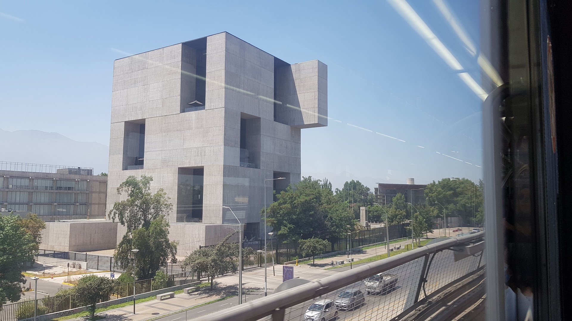 Pontificia Universidad Católica de Chile (UC)