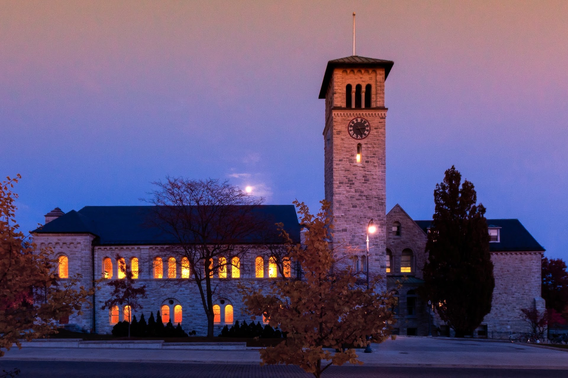 Queen's University at Kingston