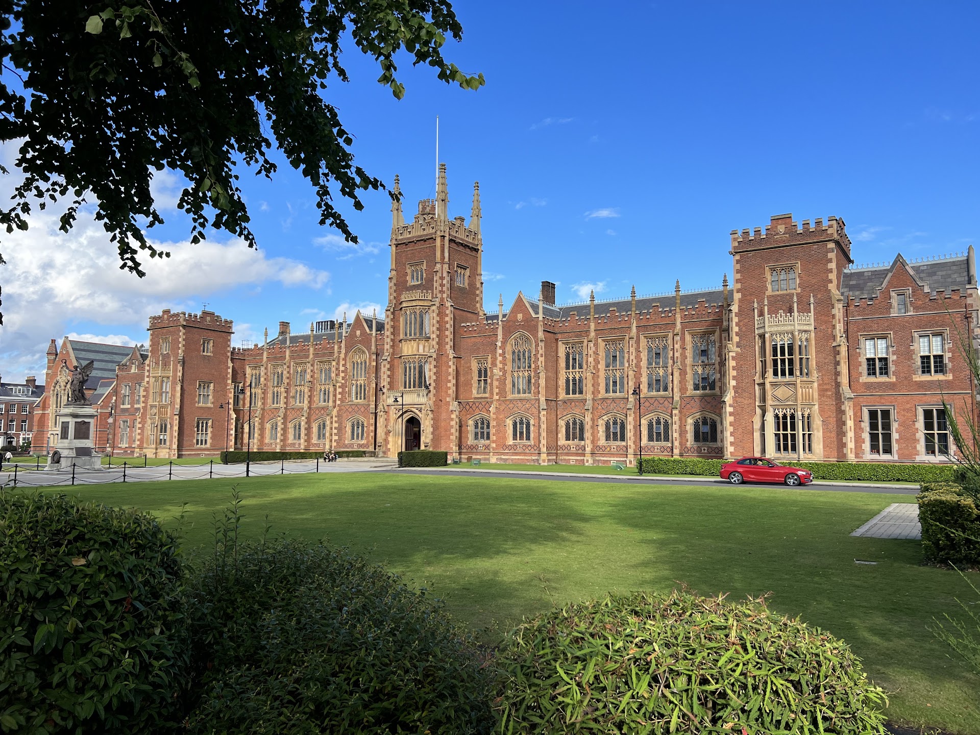 Queen's University Belfast