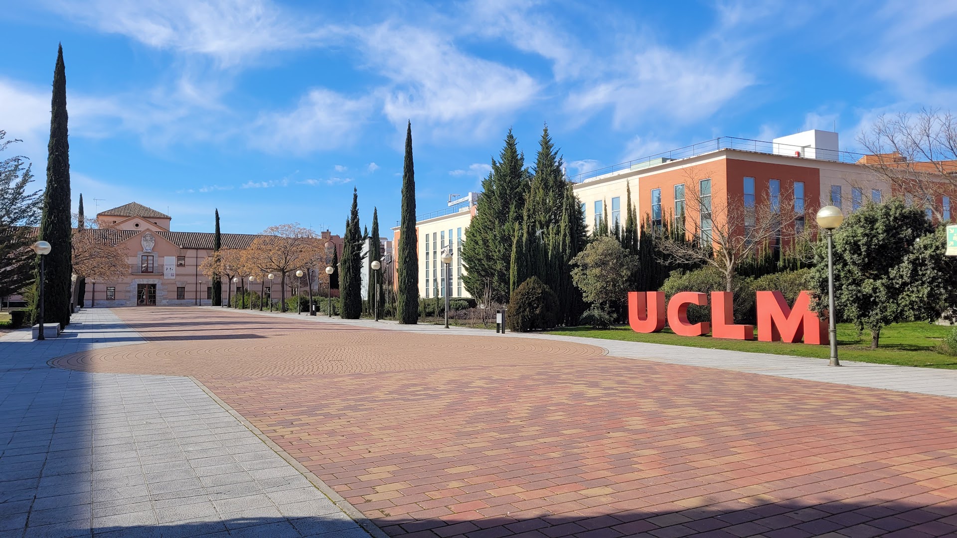 Universidad de Castilla-La Mancha