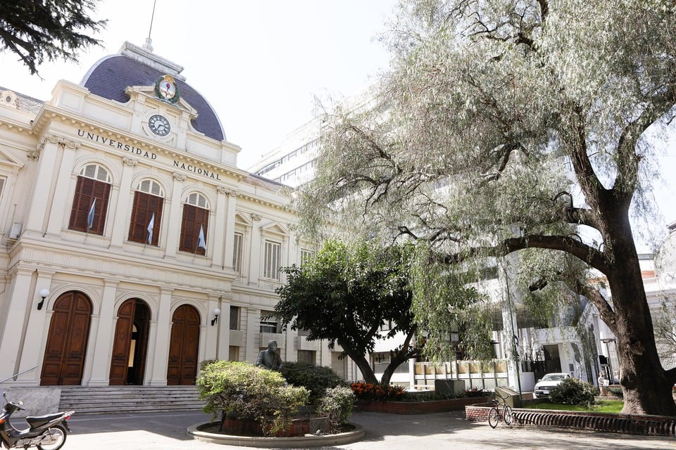 Universidad Nacional de La Plata (UNLP)