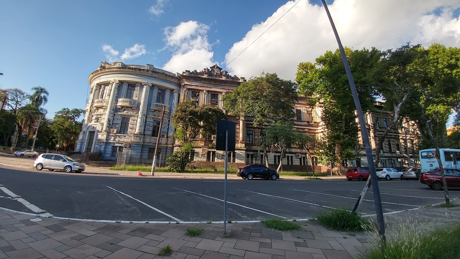 Universidade Federal do Rio Grande Do Sul