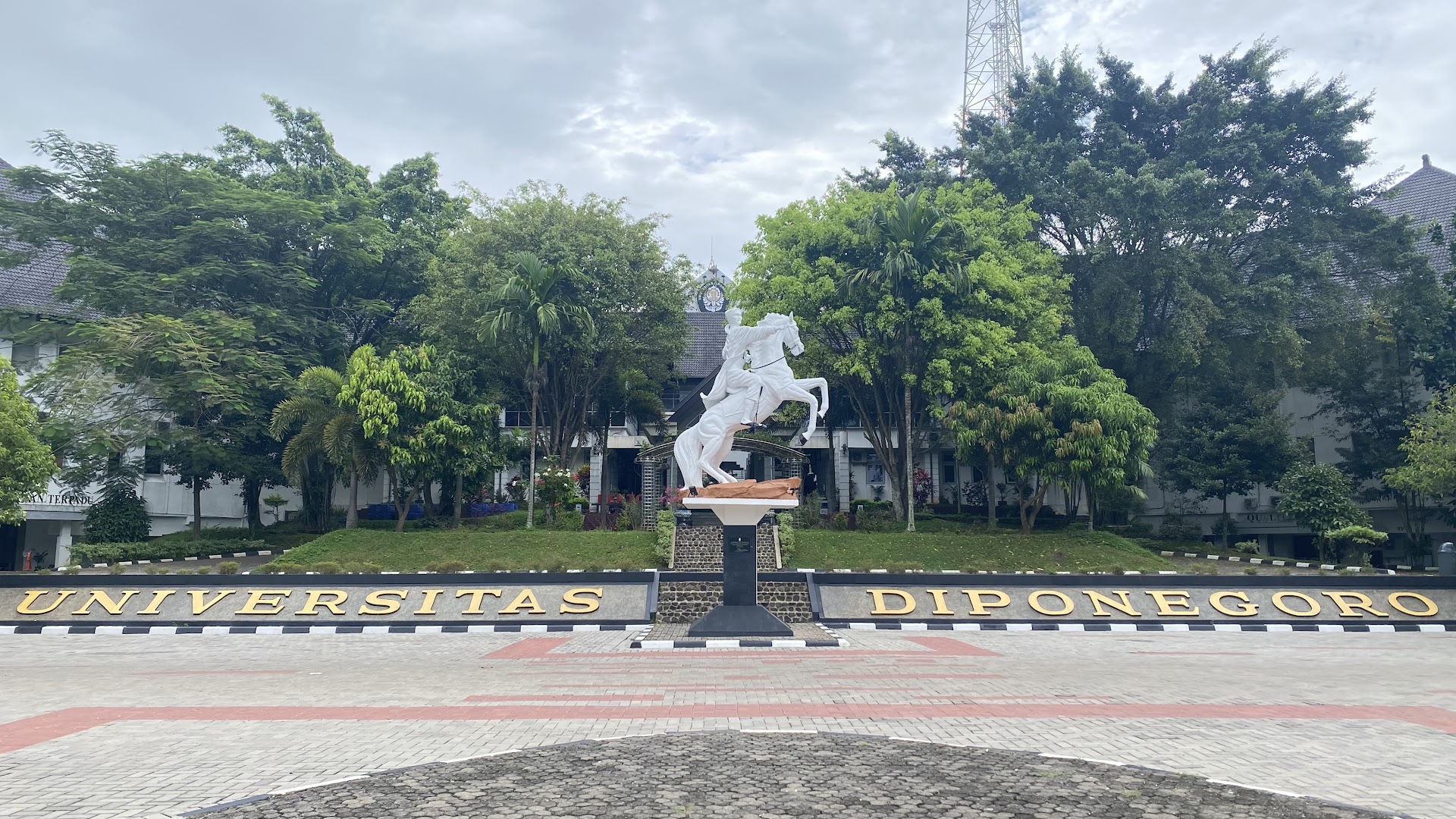 Universitas Diponegoro