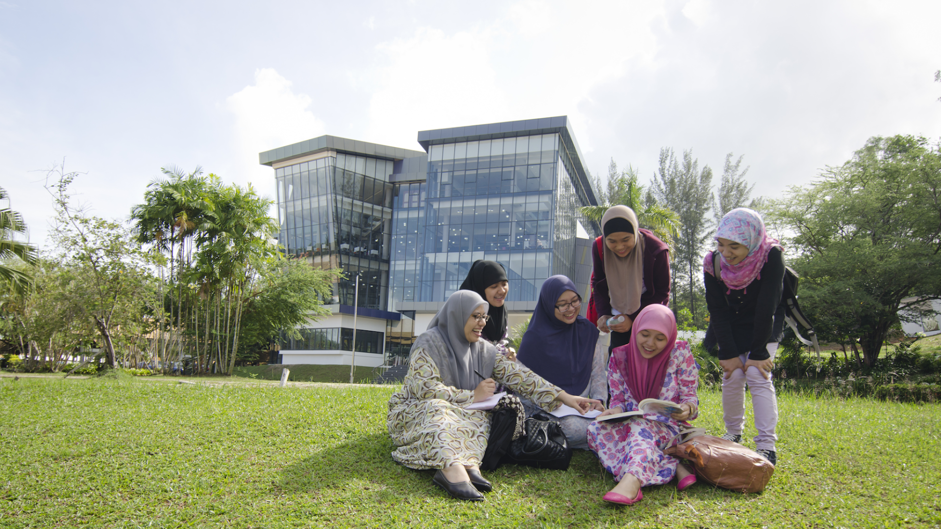 Universiti Brunei Darussalam (UBD)