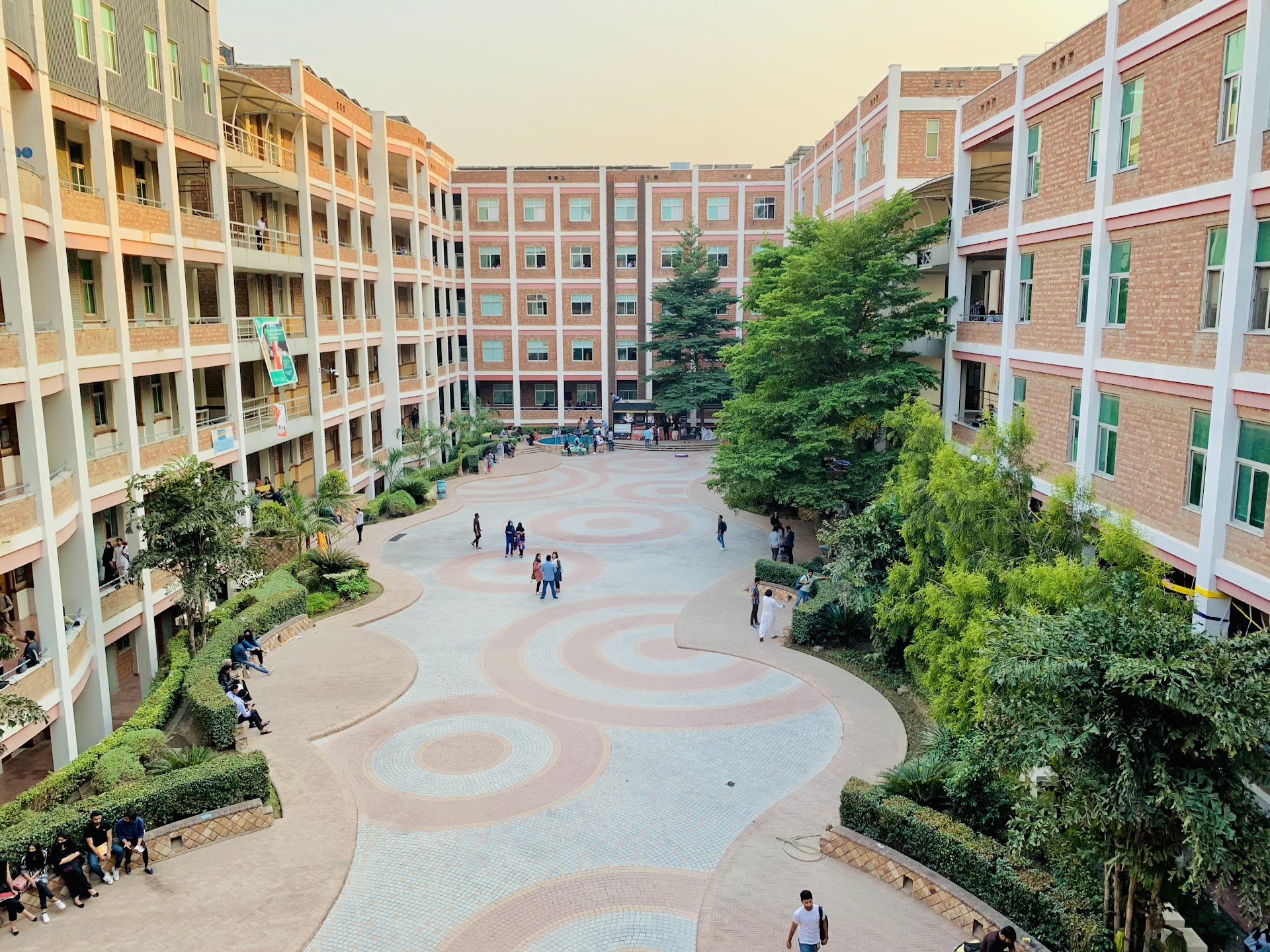 University of Lahore